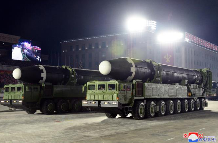 33-조선로동당창건 75돐경축 열병식